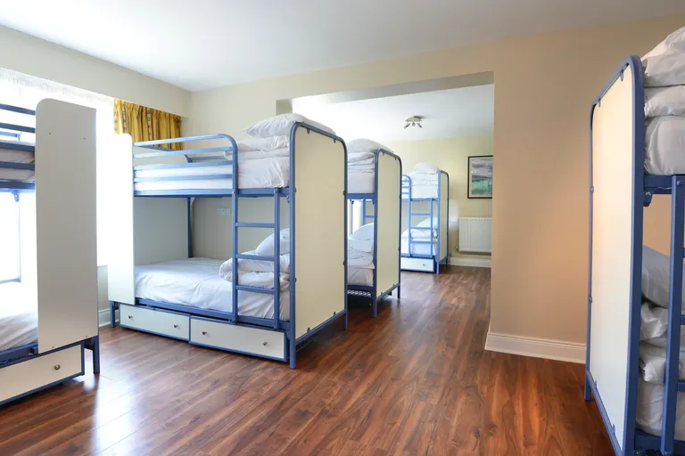 3 Lakes Hostel