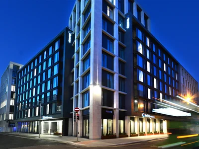 Exterior Travelodge Plus