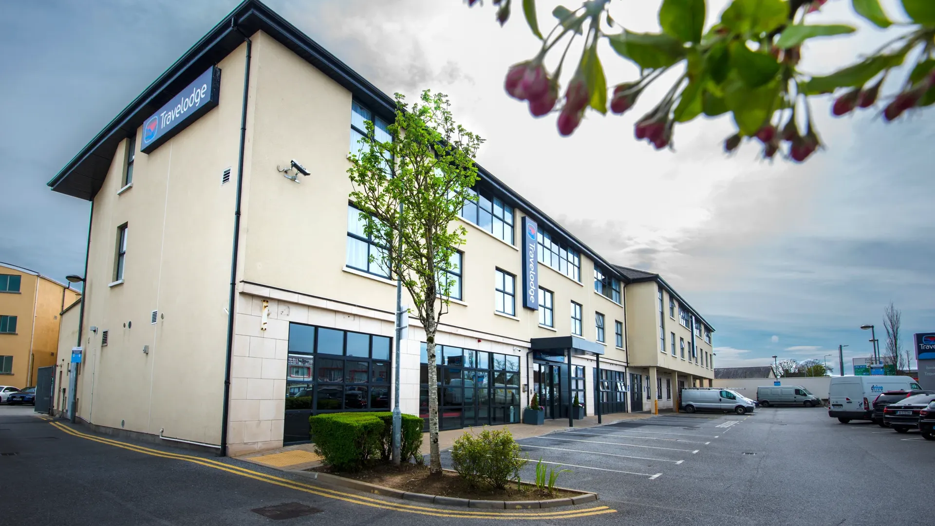 Travelodge Galway City Hotel