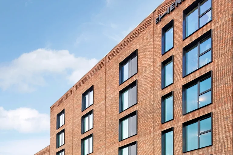 Hendrick Smithfield Exterior 2000px Min